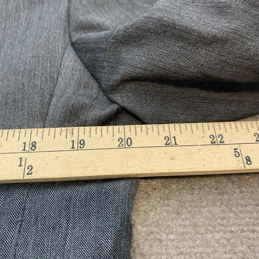 Jos A Bank Sport Coat Mens Size 38R Wool Gray Two Button‎ Signature Collection